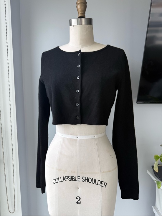 Sunday Best Sweaters - Aritzia Sunday Best Black Cropped Button Cardigan